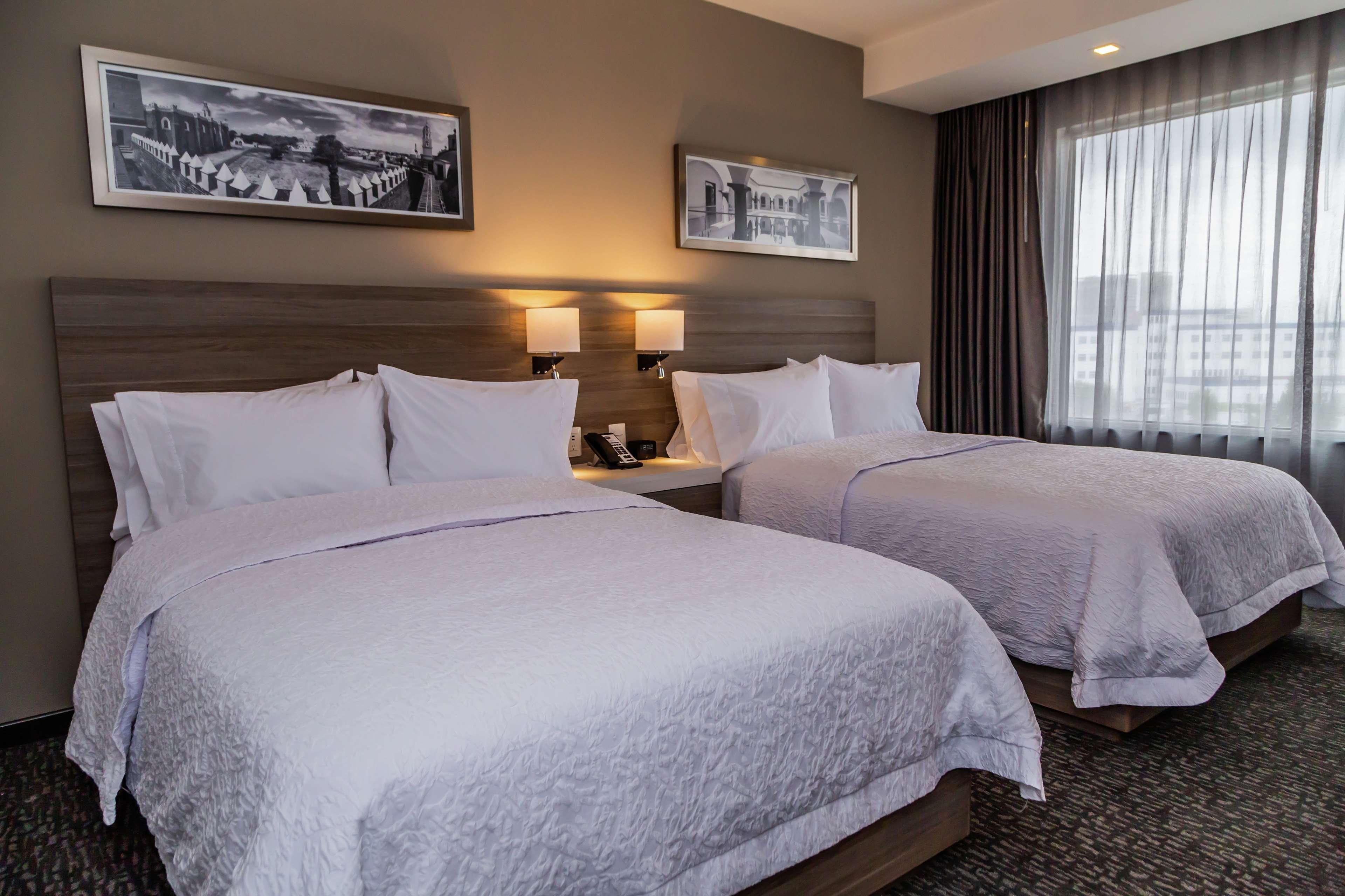 Hampton Inn & Suites By Hilton Puebla Kültér fotó