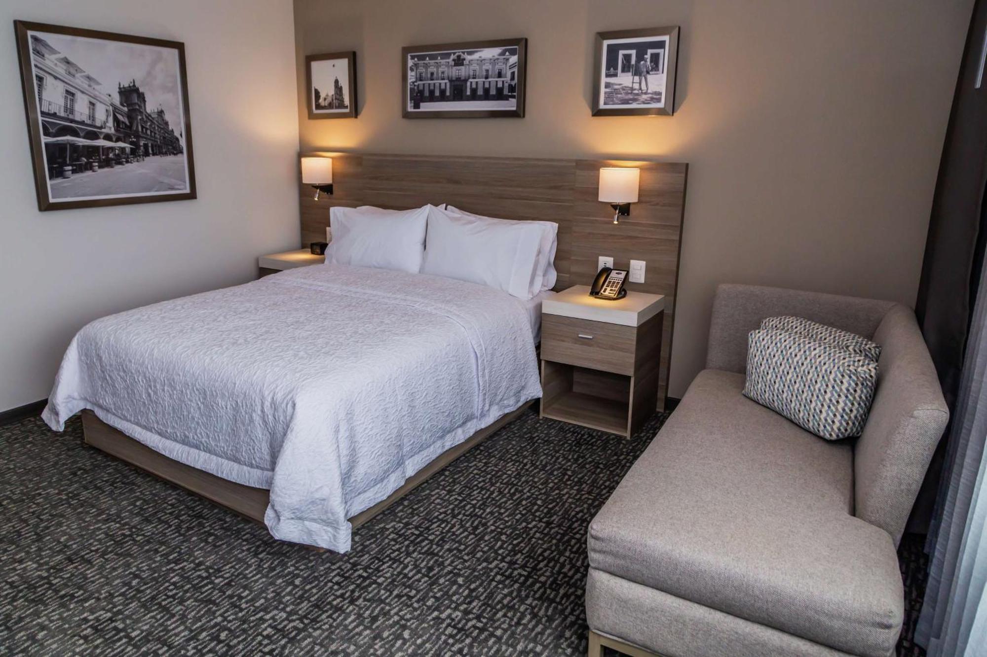 Hampton Inn & Suites By Hilton Puebla Kültér fotó